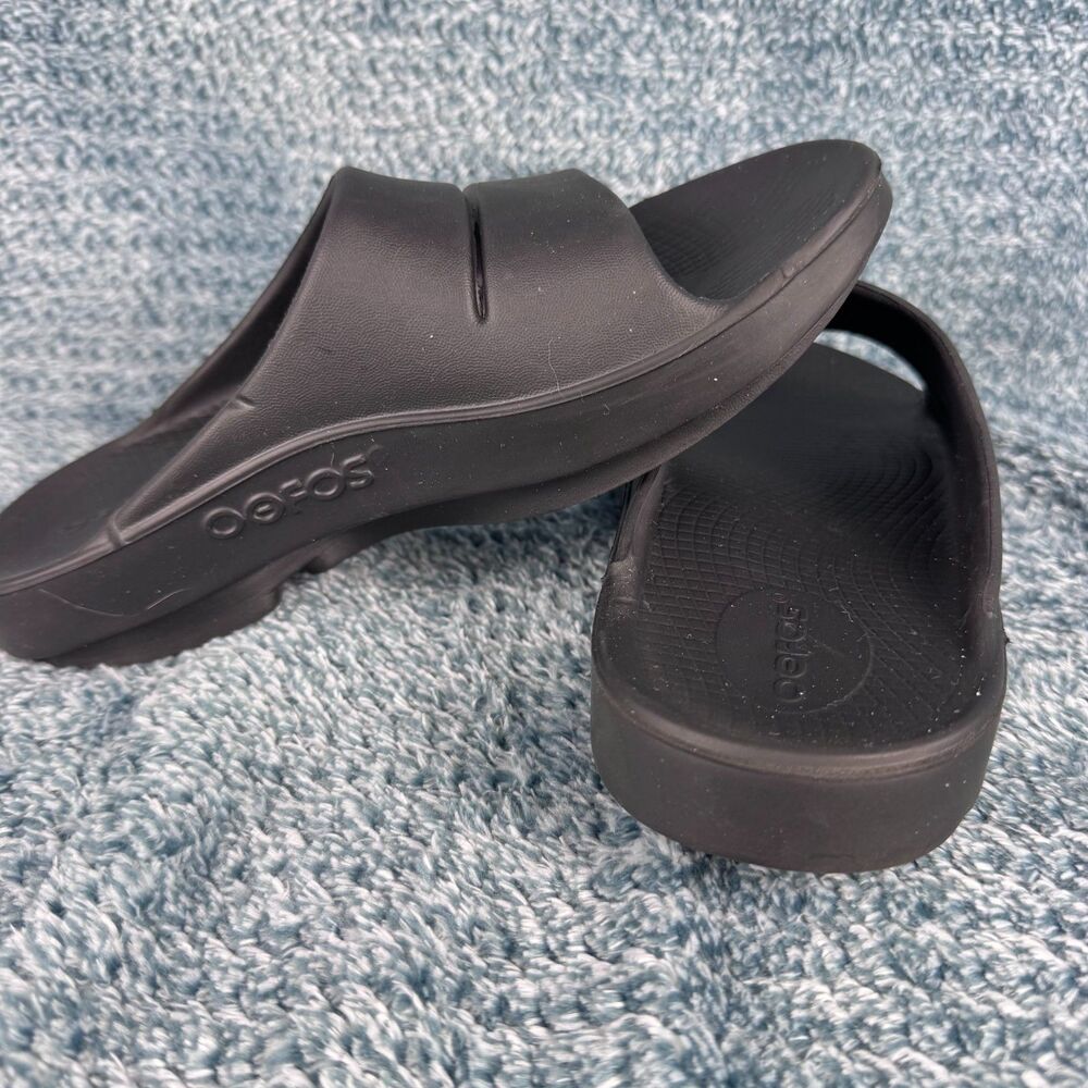 OOFOS OOriginal Slide Sandals Unisex Black Recovery Slides Men Size 5 Women 7